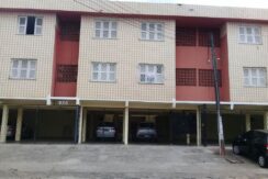 Apartamento C/ 2 Quartos Para Alugar No Bairro Pici em Fortaleza/CE